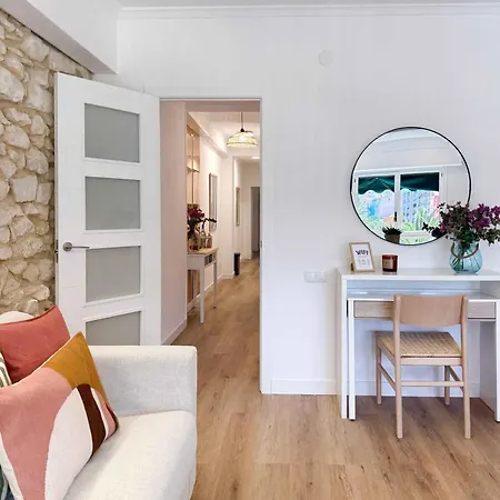 Cosy Flats Luceros *